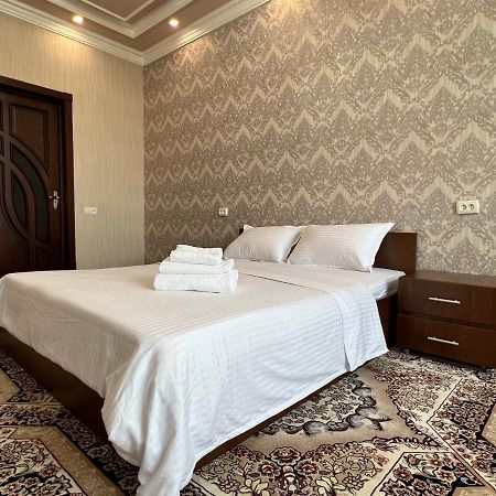 Samarkand Luxury Apartment #3 ภายนอก รูปภาพ