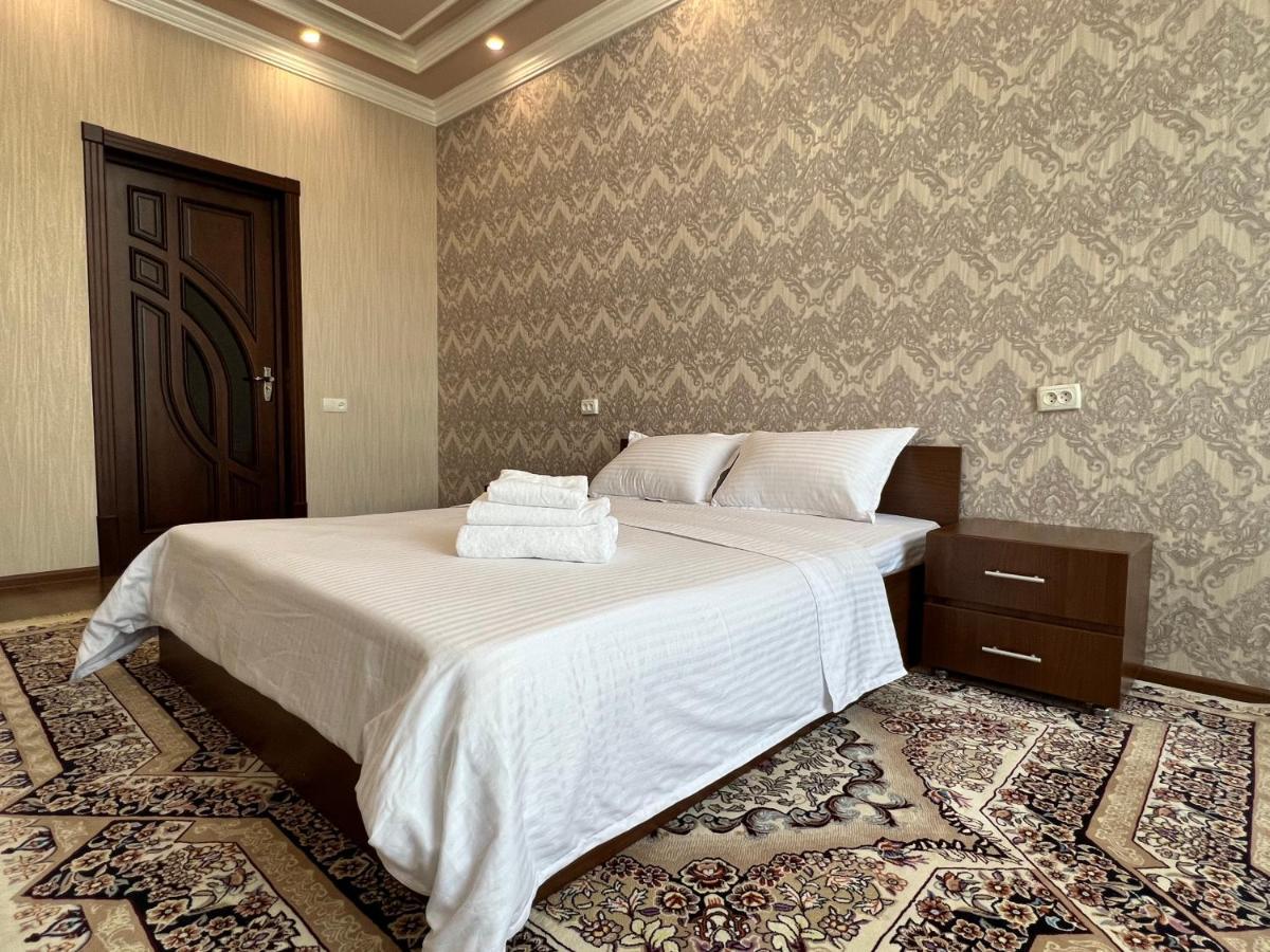 Samarkand Luxury Apartment #3 ภายนอก รูปภาพ