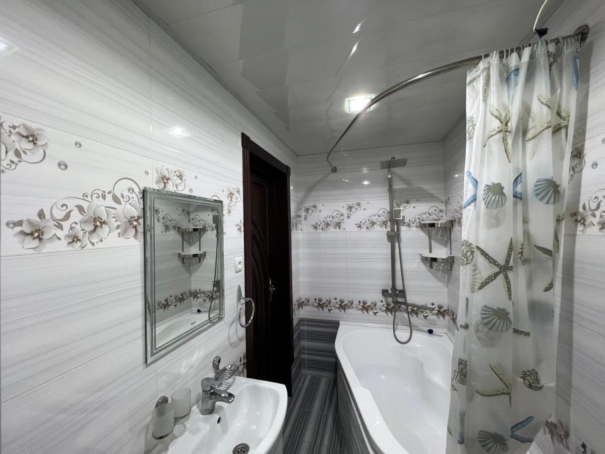 Samarkand Luxury Apartment #3 ภายนอก รูปภาพ